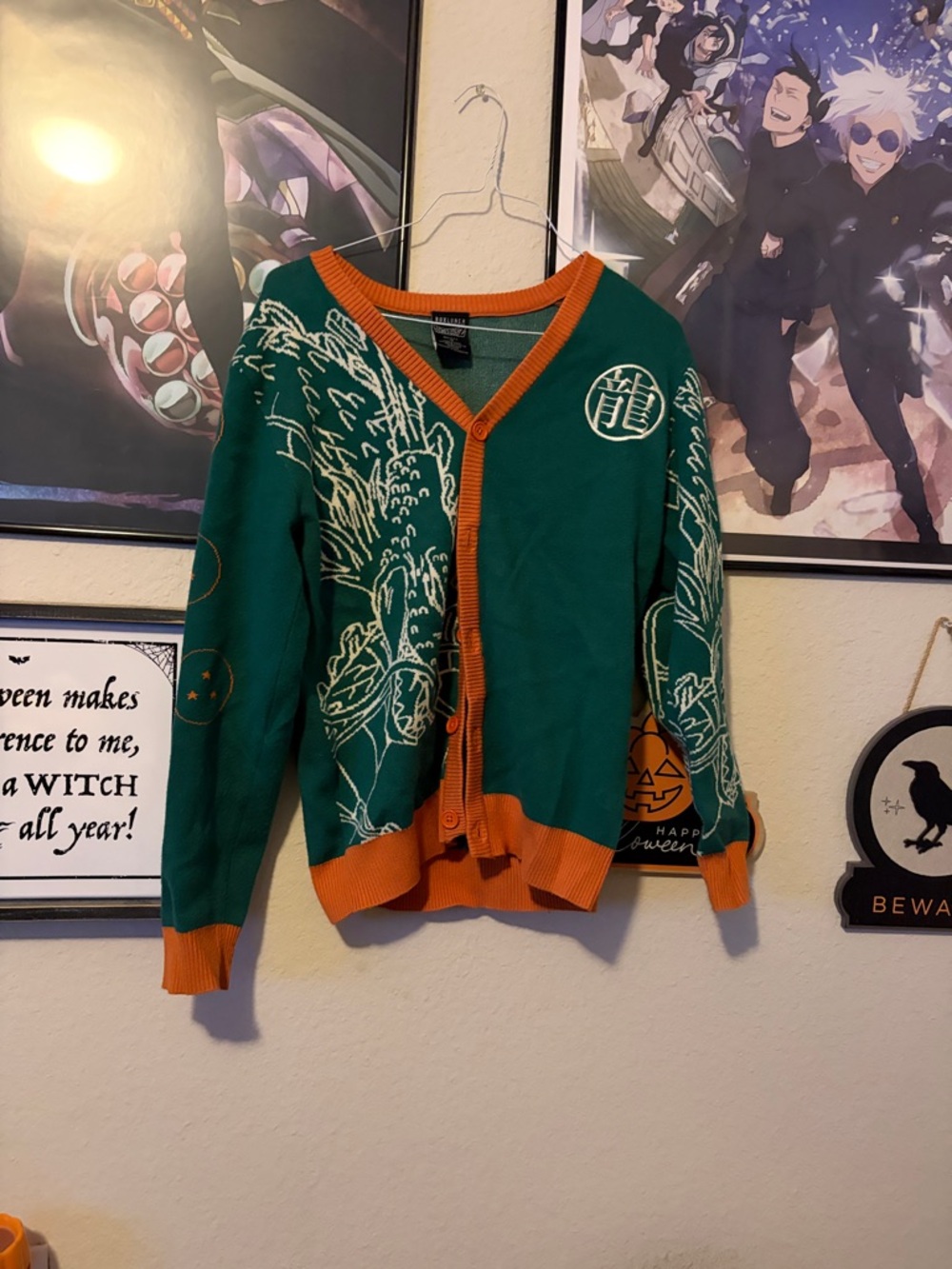 SOLD💢Dragon ball z Box Lunch exclusive sweater cardigan